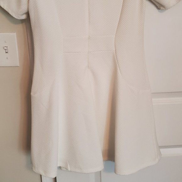 Cream dress - Picture 6 of 8